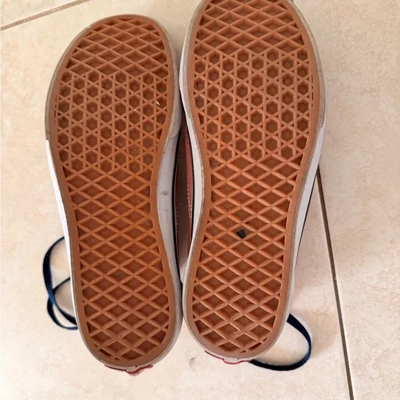 Vans Women's Sneakers in Pink and White - Picture 7 of 7